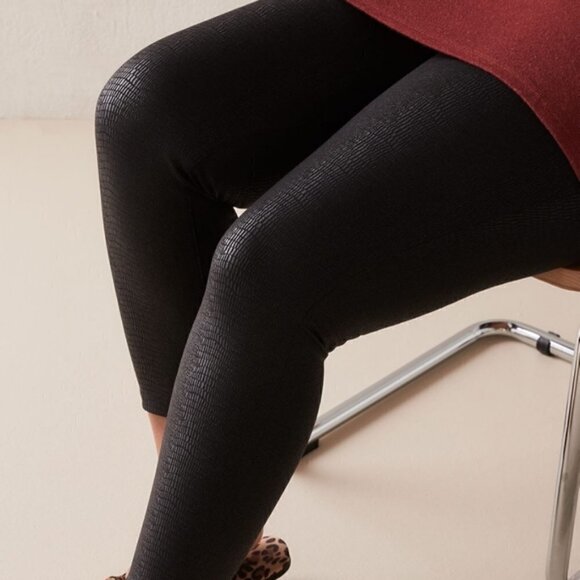 5X - Addition Elle | Tonal Snakeskin Print Leggings - Picture 1 of 6